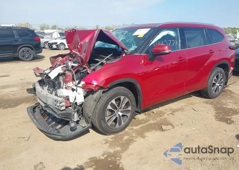 2021 Toyota Highlander Xle из США, поврежденный, VIN 5TDGZRBH6MS110338